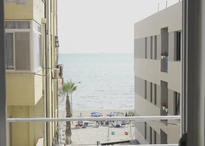Ohana Apartments 2